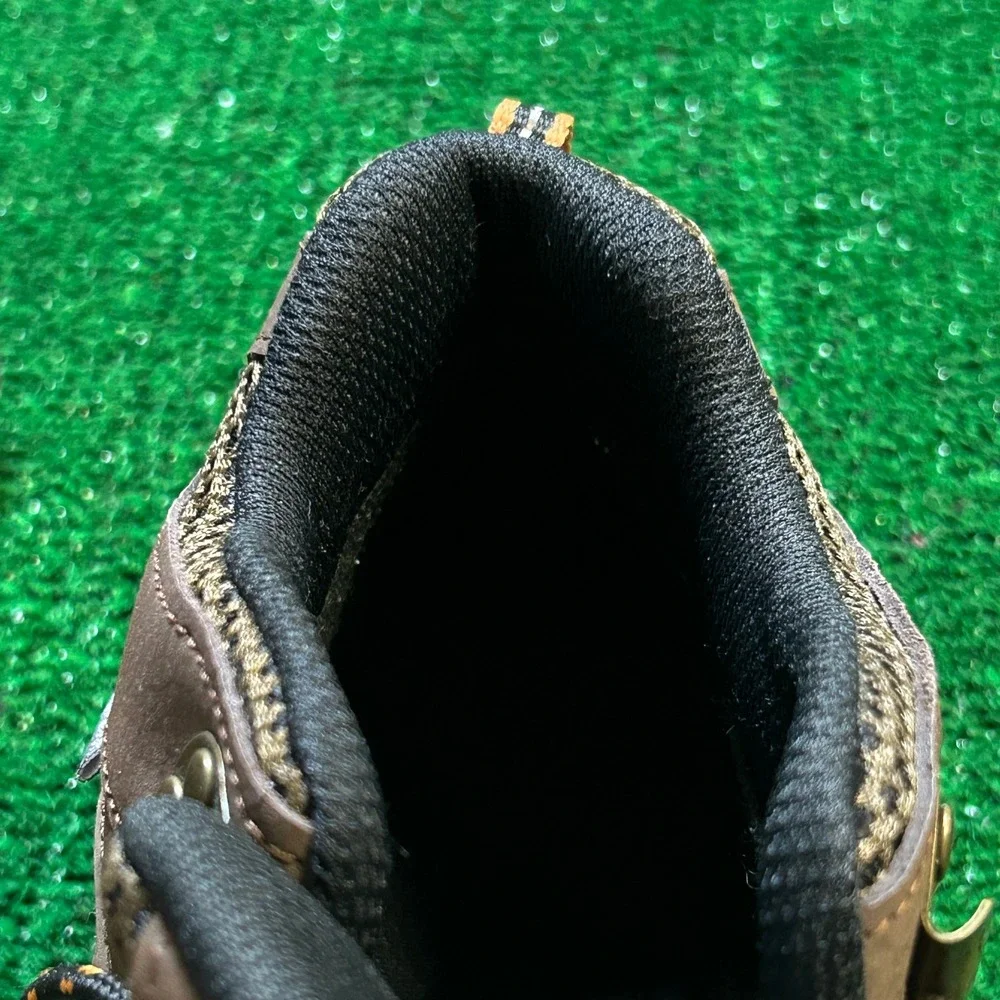 Merrell Moab 2 Mid Waterproof Hiking Boots Youth 7M Women 8.5/ 9